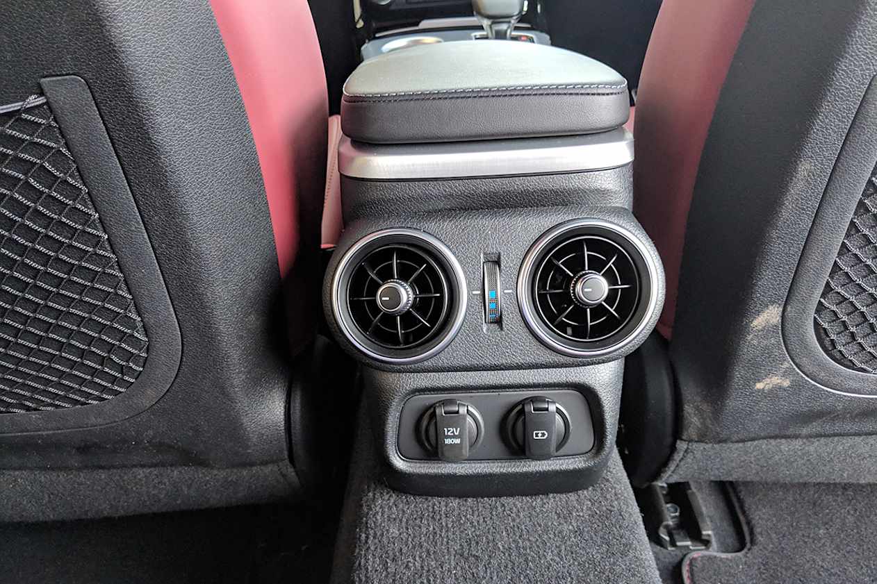 The back seat scores rear air vents.